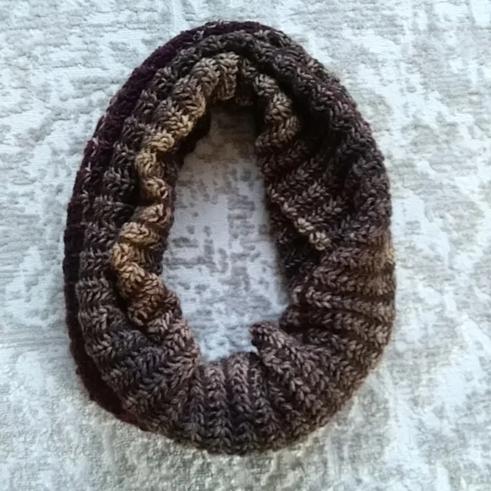 Raffaello Bettini Crochet Wool Blend Infinity Tube Scarf Tan Brown